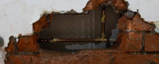 Signs of a Hidden Plumbing Leak Behind a Wall: What to Look For